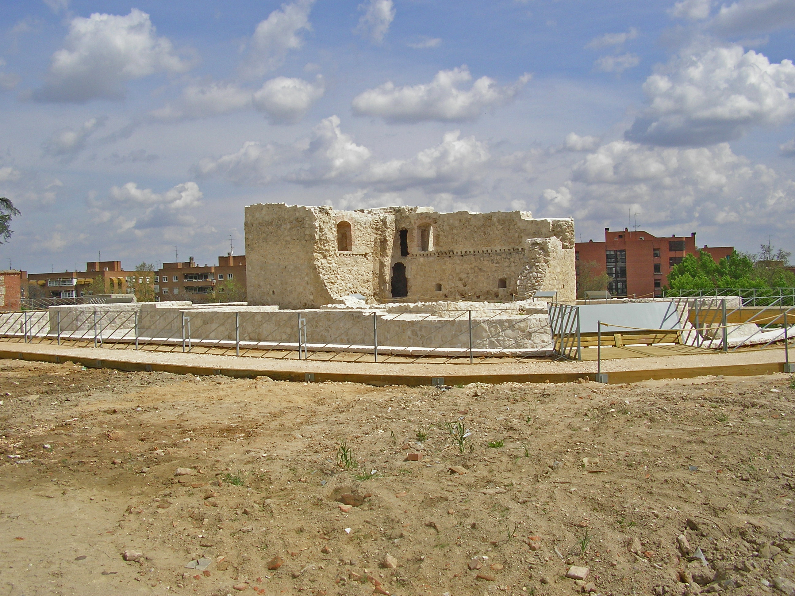 La Alameda, Castillo de Asociación española de amigos de los